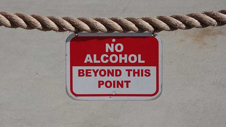 4 Reasons Why Alcohol Should Be Banned Or Illegal