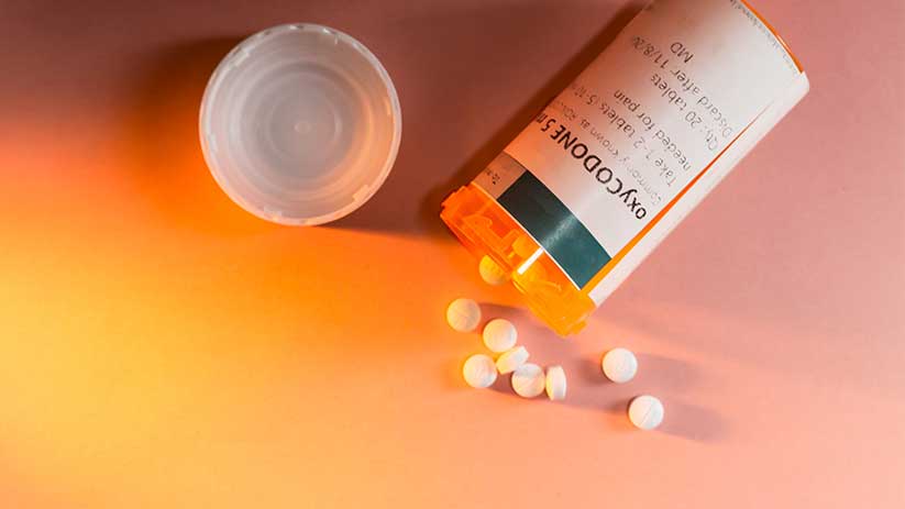 Oxycodone Addiction In Ohio | Effects, Signs, & Treatment