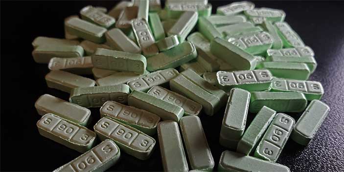 Xanax Bars-Xanax Addiction | Signs Of Abuse, Withdrawal, & Treatment