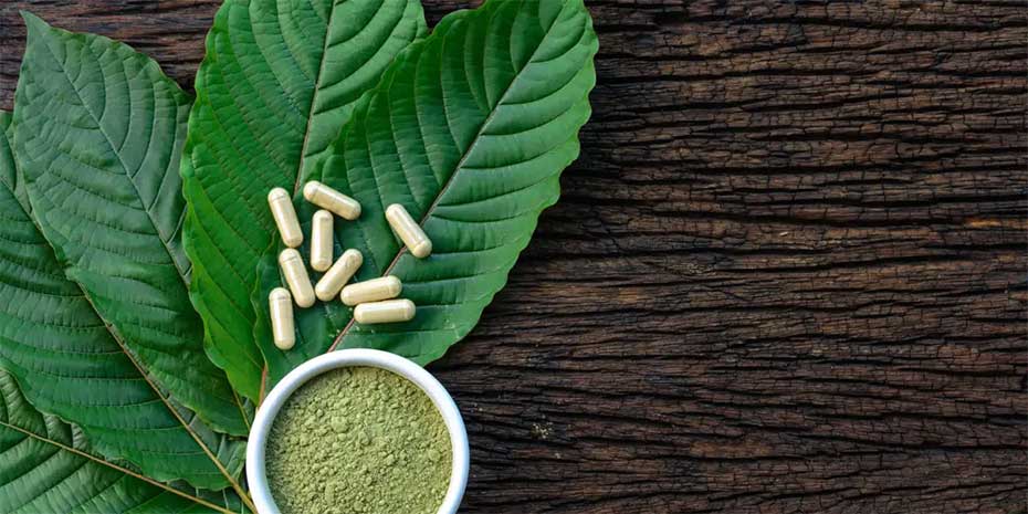 Kratom Leaves & Capsules-Kratom | Uses, Effects, Drug Class, & Warnings