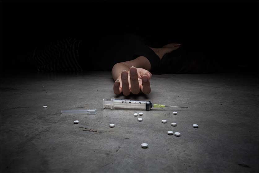 A Person Overdosing On Fentanyl-Fentanyl Overdose In Ohio | Death Rates, Signs, & Prevention