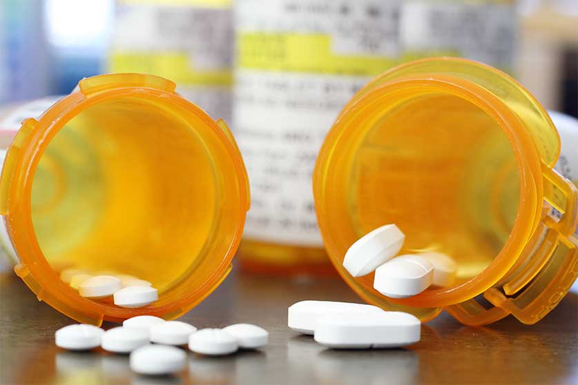 Opioid Pain Medications-Percocet Vs. Vicodin | Similarities & Differences