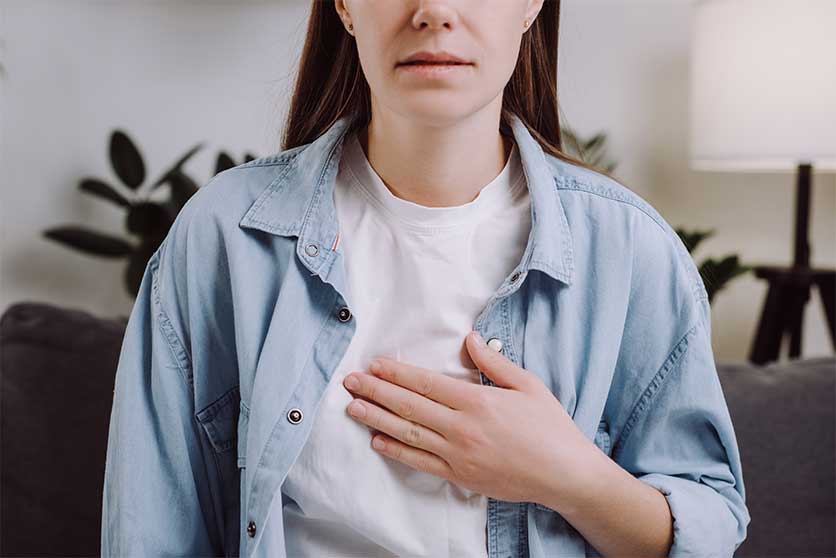 Woman Feeling Chest Pains-Demerol (Meperidine) Overdose | Dose, Symptoms, & Treatment
