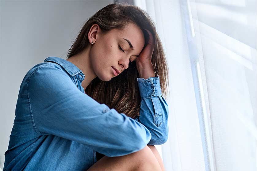 Woman Feeling Depressed-Depression (Major Depressive Disorder) Treatment In Ohio