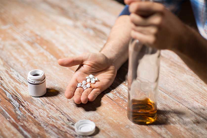 Norco Pills & Alcohol-Effects & Risks Of Mixing Norco & Alcohol