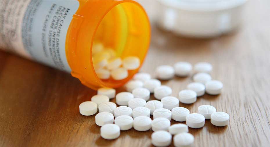 White Pills-Tramadol Vs. Percocet | Differences & Similarities